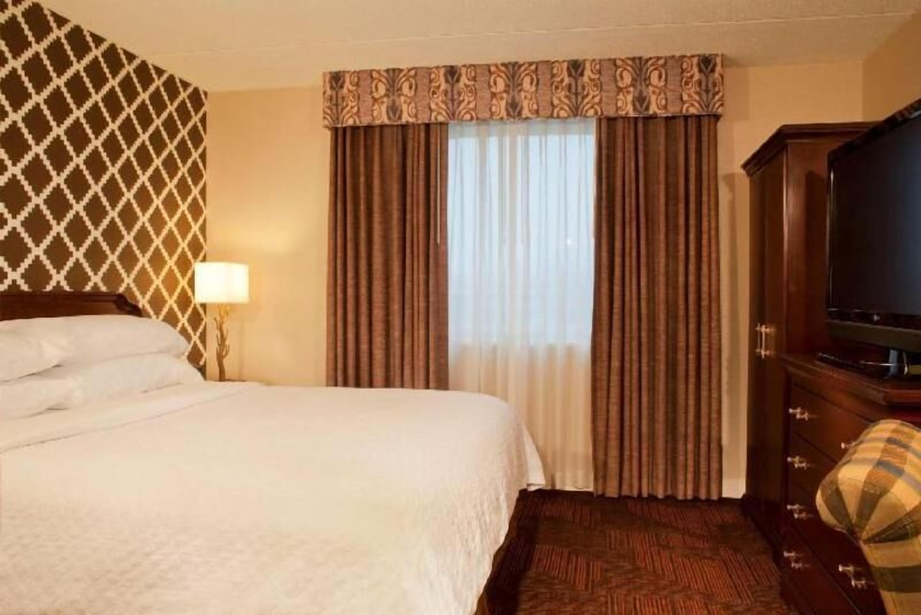 In-room safe, desk, laptop workspace, blackout drapes