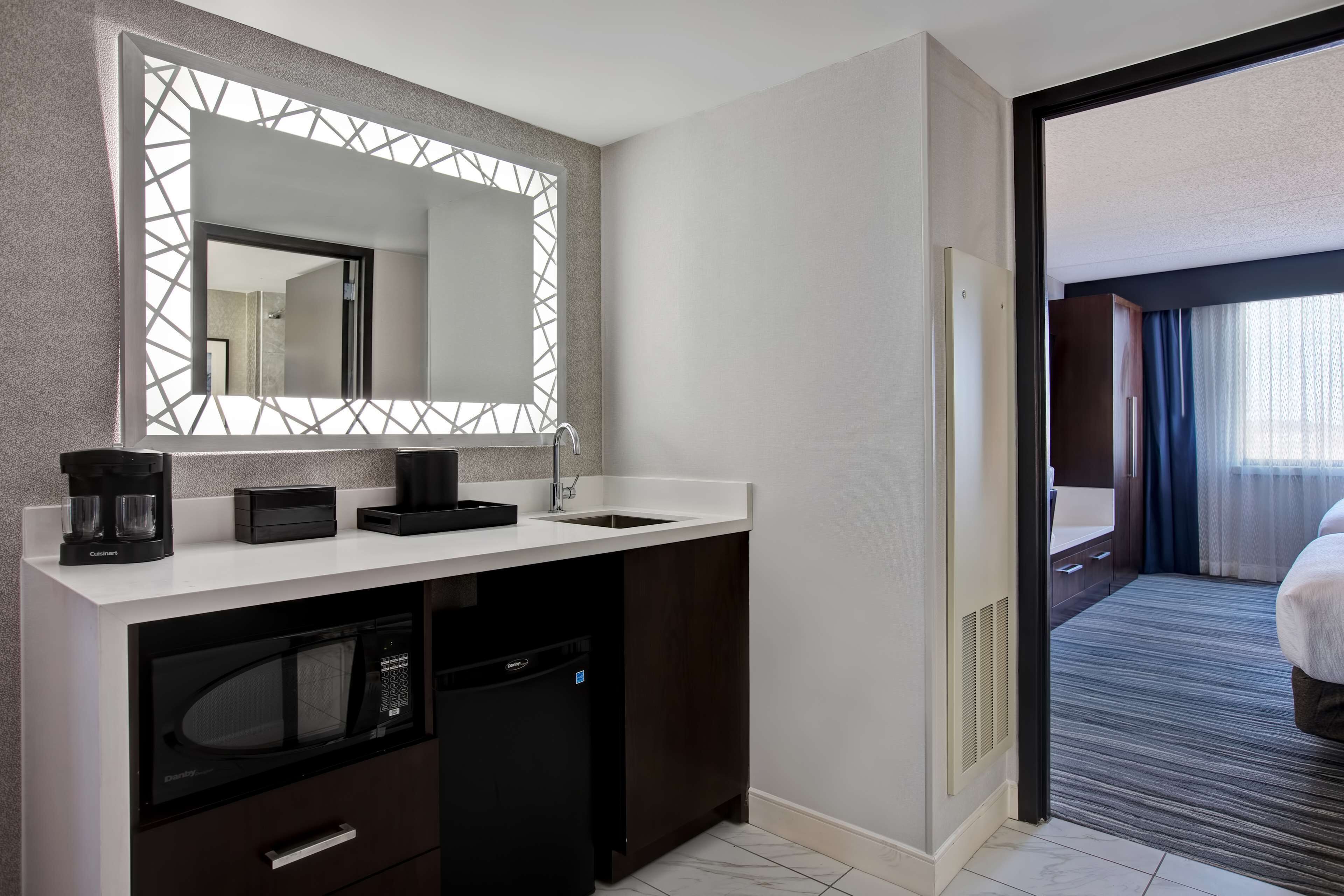 2 doubles suite, non smoking | minibar