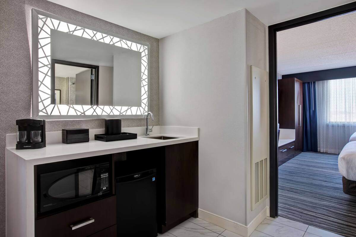 2 doubles suite, non smoking | minibar