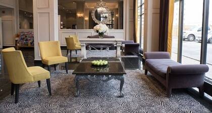 The Roehampton Hotel