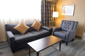 Suite superior (Deluxe) | Escritorio, cortinas opacas, tabla de planchar con plancha y wifi gratis