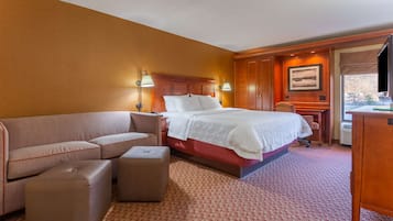 Chambre non-fumeurs, très grand lit | Bureau, espace de travail pour ordinateurs portables