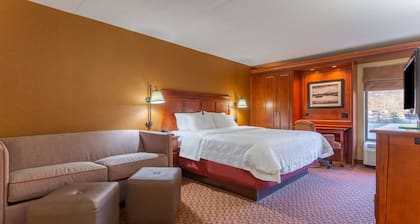 Hampton Inn Peoria-East At The River Boat Crossing
