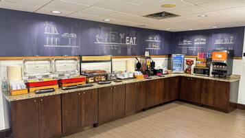 Free daily buffet breakfast