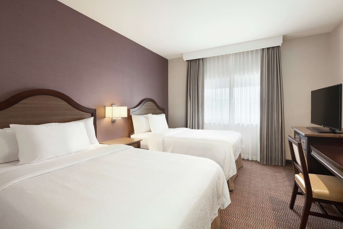 1 bedroom, premium bedding, in-room safe, desk