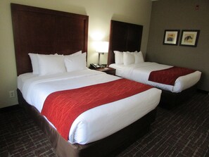 Standard Room, 2 Queen Beds, Non Smoking | Premium bedding, desk, laptop workspace, blackout drapes - Comfort Inn Wichita Falls Near University (Wichita Falls)