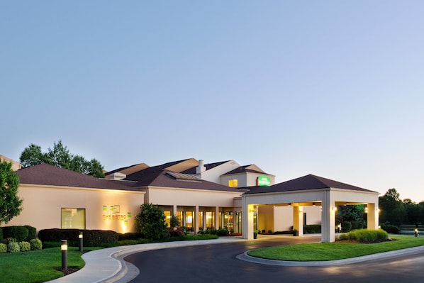Studio Suite, Multiple Beds, Non Smoking | Exterior