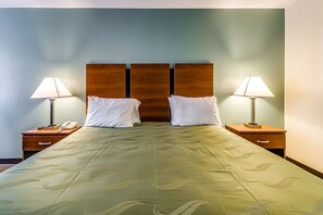Chăn bông, trang bị nội thất với thiết kế riêng biệt, bàn 