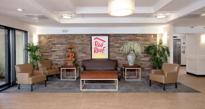 Red Roof Inn PLUS+ Miami Airport
