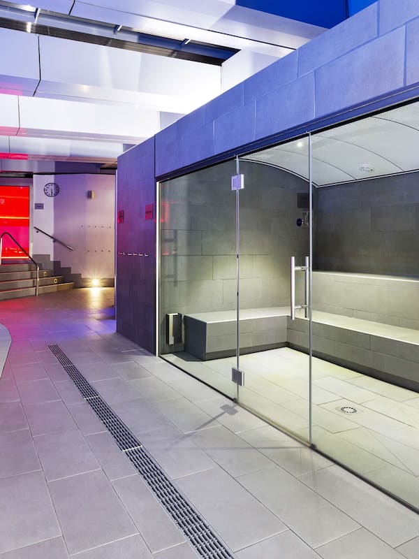 Sauna, hot tub, steam room, Turkish bath, body treatments, hydrotherapy