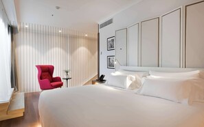 1 bedroom, premium bedding, minibar, in-room safe