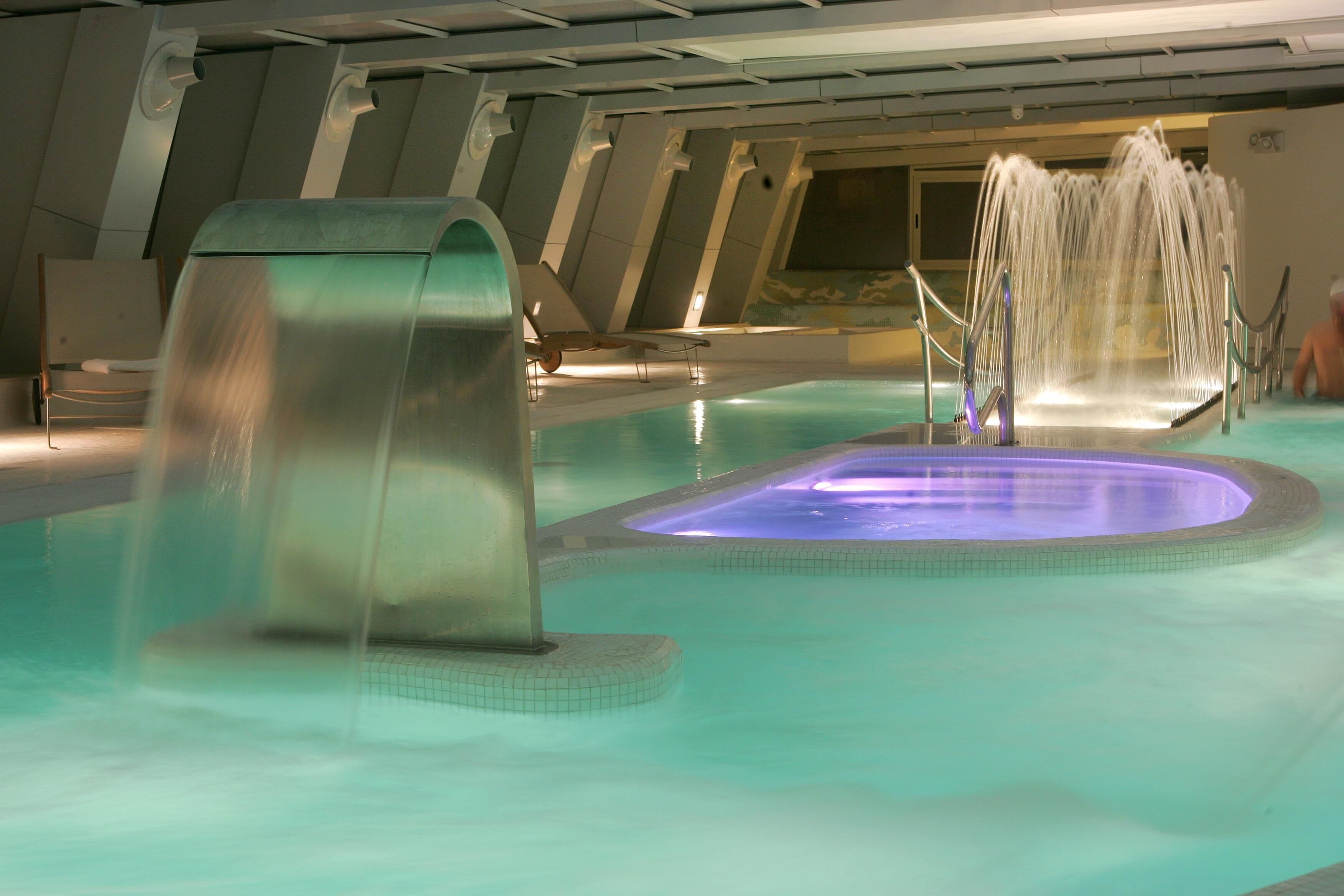 Sauna, bain à remous, hammam, hammam, soins corporels