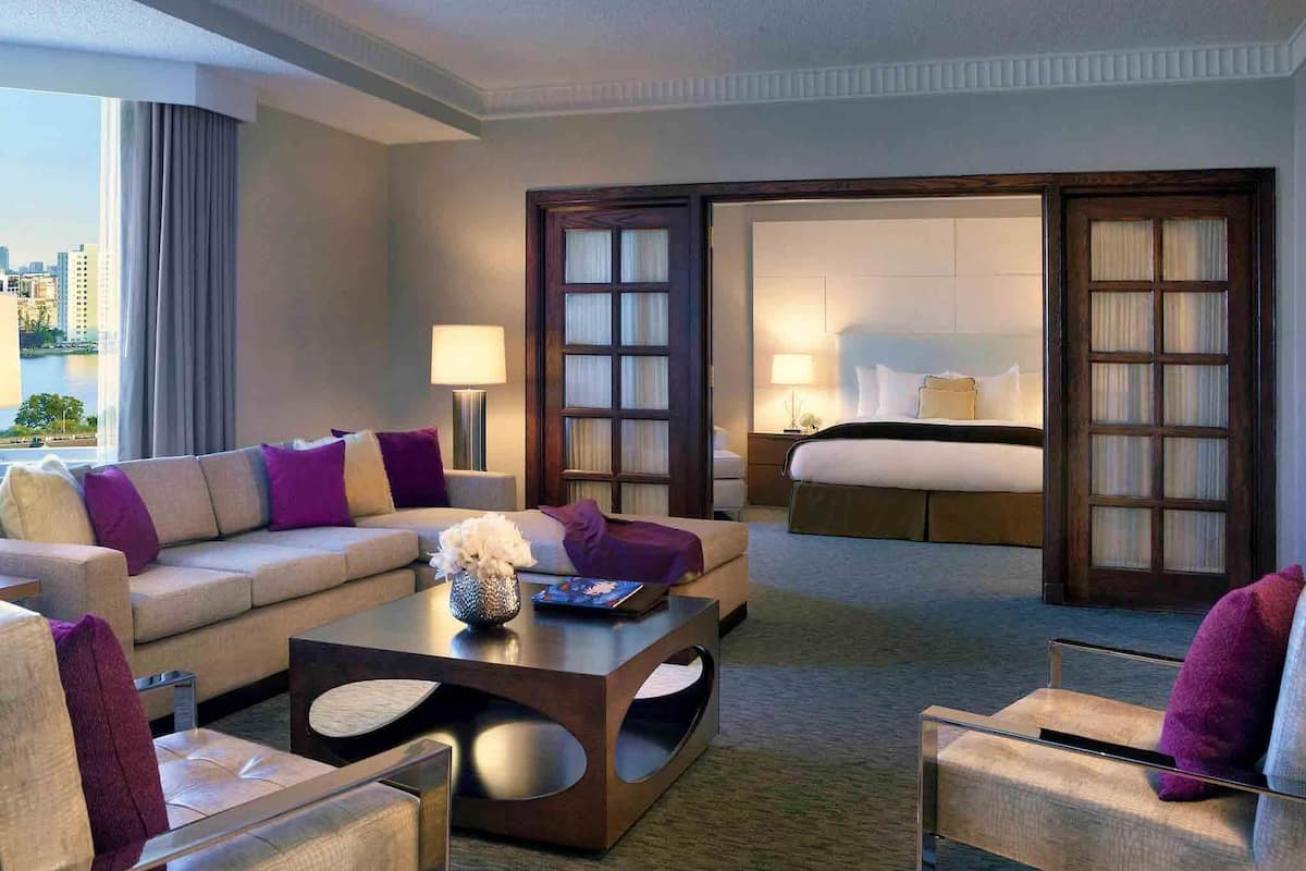 Suite Presidenziale, 1 letto king (Lagoon Side or Top Floor) | 1 camera, biancheria da letto di alta qualità, materassi a doppio strato
