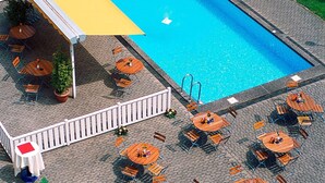 Unclassified image, 2 of 45, button - Tryp by Wyndham Wuppertal (Wuppertal)
