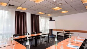 Unclassified image, 5 of 45, button - Tryp by Wyndham Wuppertal (Wuppertal)