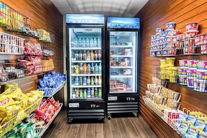 Alimentos y bebidas