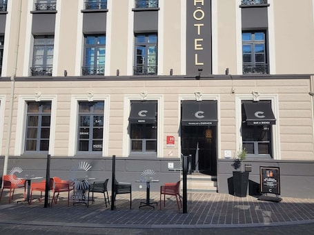Extérieur. ibis Saint Omer Centre