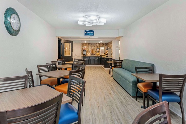 Free daily self-serve breakfast