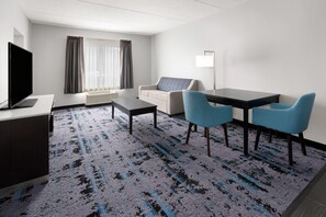 Individually furnished, desk, laptop workspace, blackout curtains