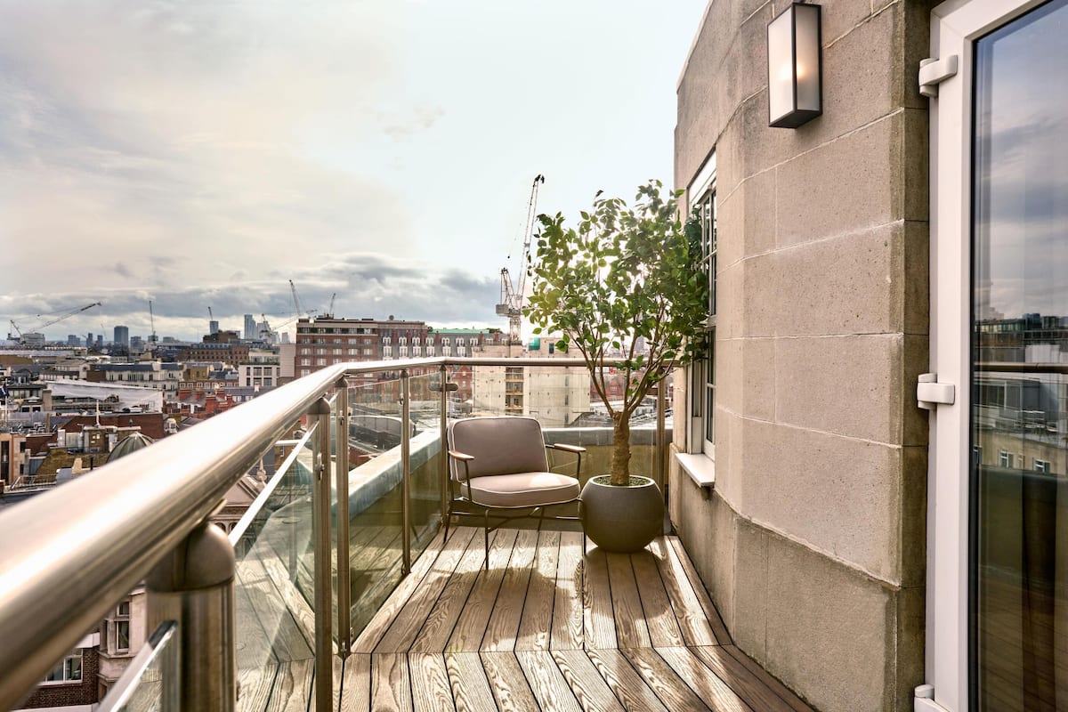 1 Bedroom Terrace Suite (Newly Refurbished) | Quang cảnh từ phòng