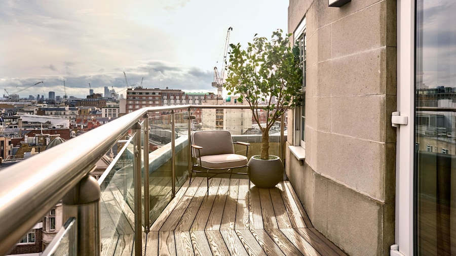 Radisson Blu Hotel, London Bond Street