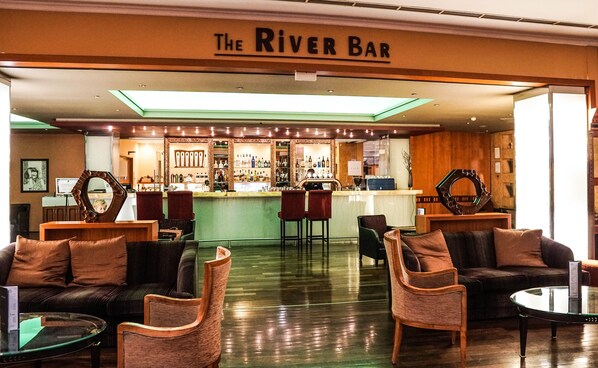 Serves breakfast, lunch and dinner - Verdi Budapest Aquincum  (Budapest)