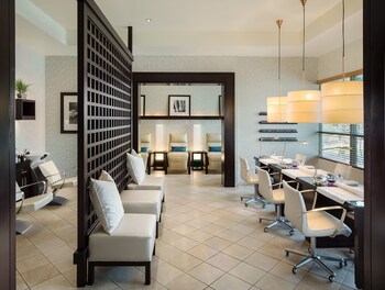Couples treatment rooms, sauna, spa tub, steam room, hot springs at Grand Hyatt Scottsdale Resort