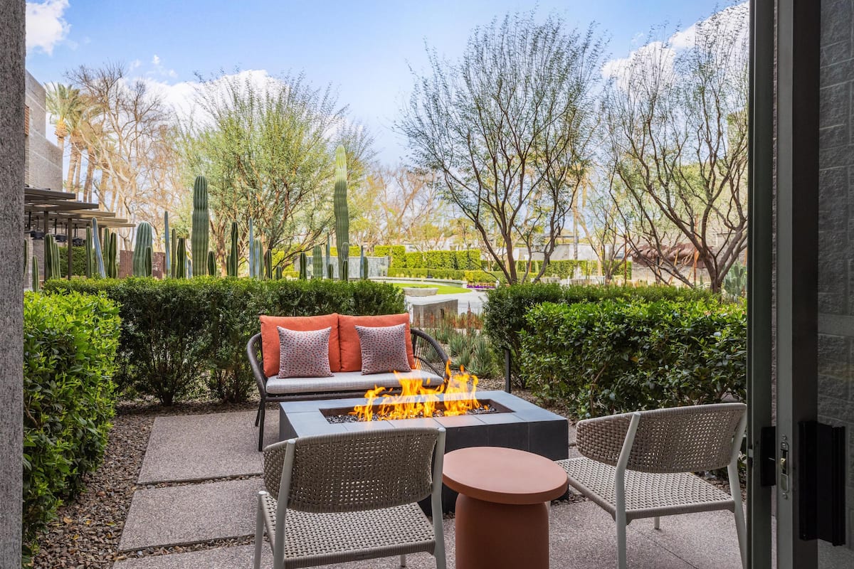 Rom, 1 kingsize-seng, terrasse (with Firepit) | Sengetøy i egyptisk bomull og sengetøy av topp kvalitet