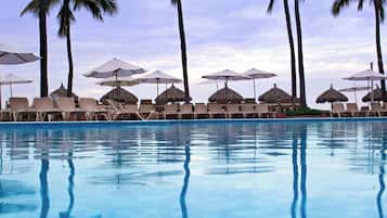 2 outdoor pools, pool umbrellas, sun loungers