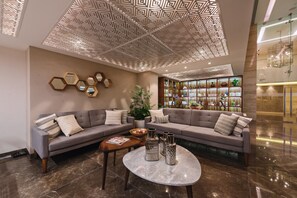 Hot tub, body treatments, aromatherapy, hot stone massages