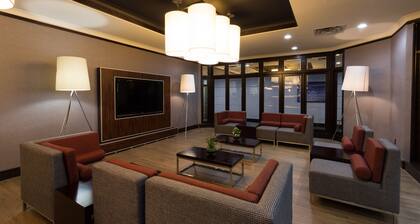 Holiday Inn Express Edmonton Downtown by IHG