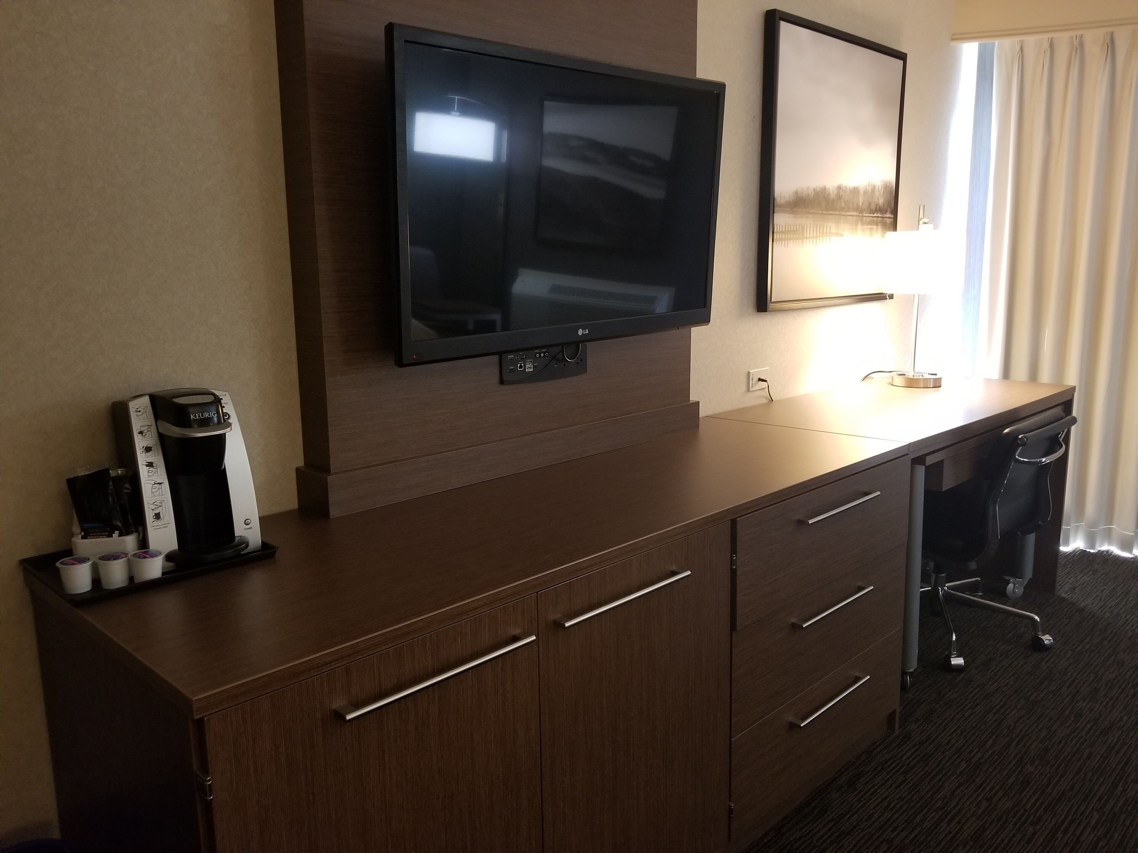 Photo - Holiday Inn Express Edmonton Downtown by IHG