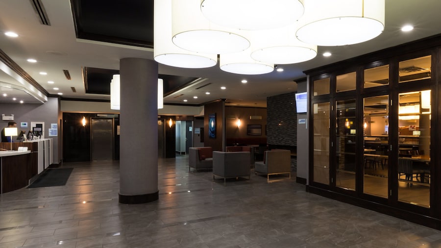 Holiday Inn Express Edmonton Downtown by IHG