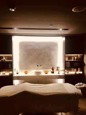 Couples treatment rooms, sauna, hot tub, body treatments, aromatherapy - Dan  Caesarea Resort (Hof HaCarmel)
