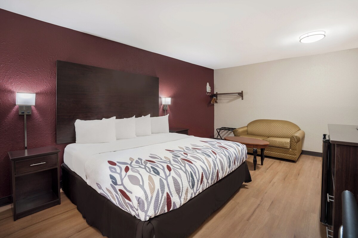 デスク、ベビーベッド (無料)、可動式ベッド、WiFi (無料)