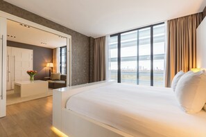 Presidential Suite, 1 King Bed | Minibar, in-room safe, soundproofing, iron/ironing board - Leonardo Royal Hotel Den Haag Promenade (The Hague)