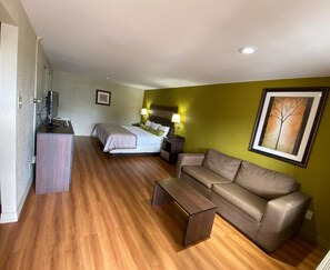 Desk, iron/ironing board, free WiFi, bed sheets