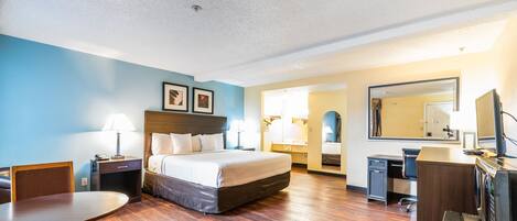 Studio Suite, 1 King Bed, Non Smoking