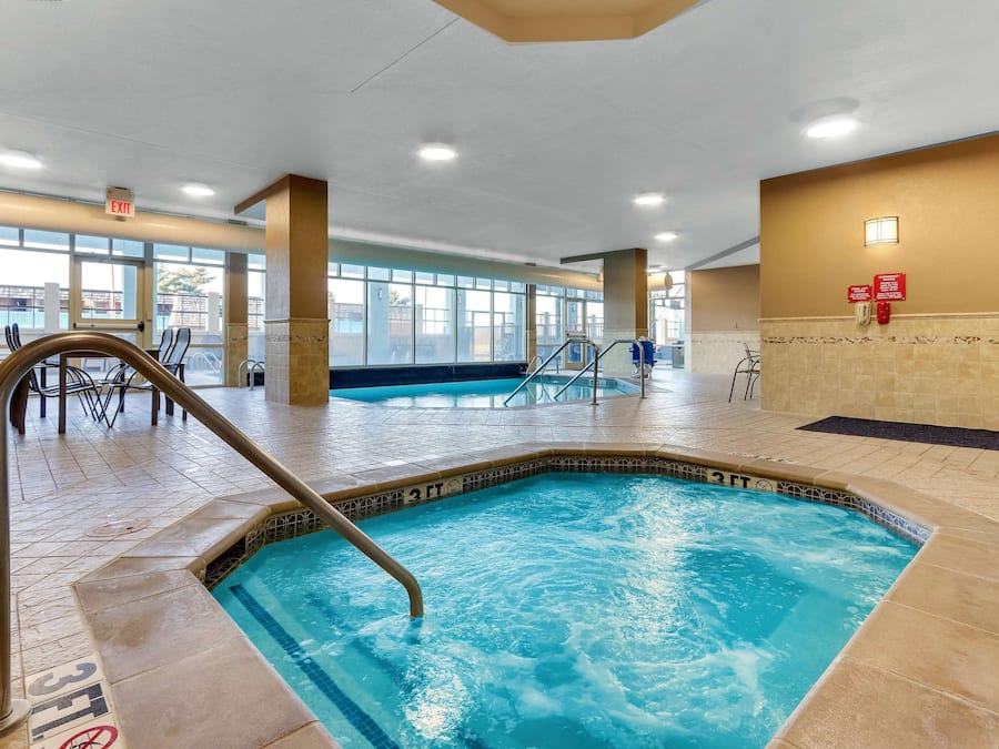 Indoor pool, outdoor pool