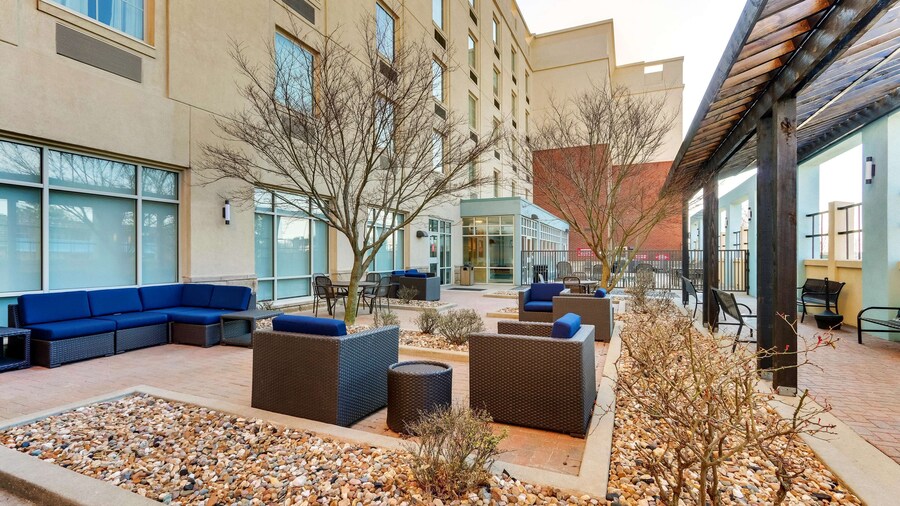 Drury Inn & Suites Sikeston, MO