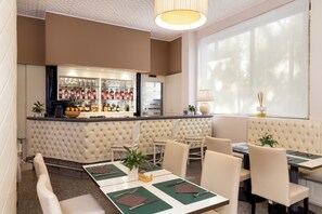 Bar (in der Unterkunft)