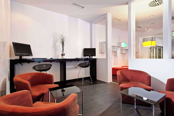 Business centre - Wyndham Garden Düsseldorf City Centre Königsallee (Düsseldorf)