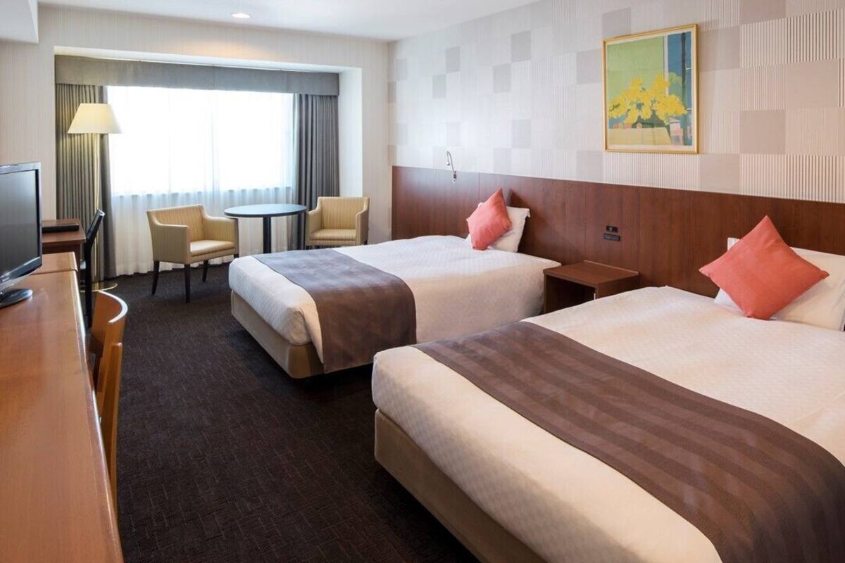 Premium bedding, down duvets, in-room safe, desk