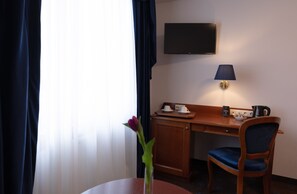 In-room safe, desk, soundproofing, free cribs/infant beds