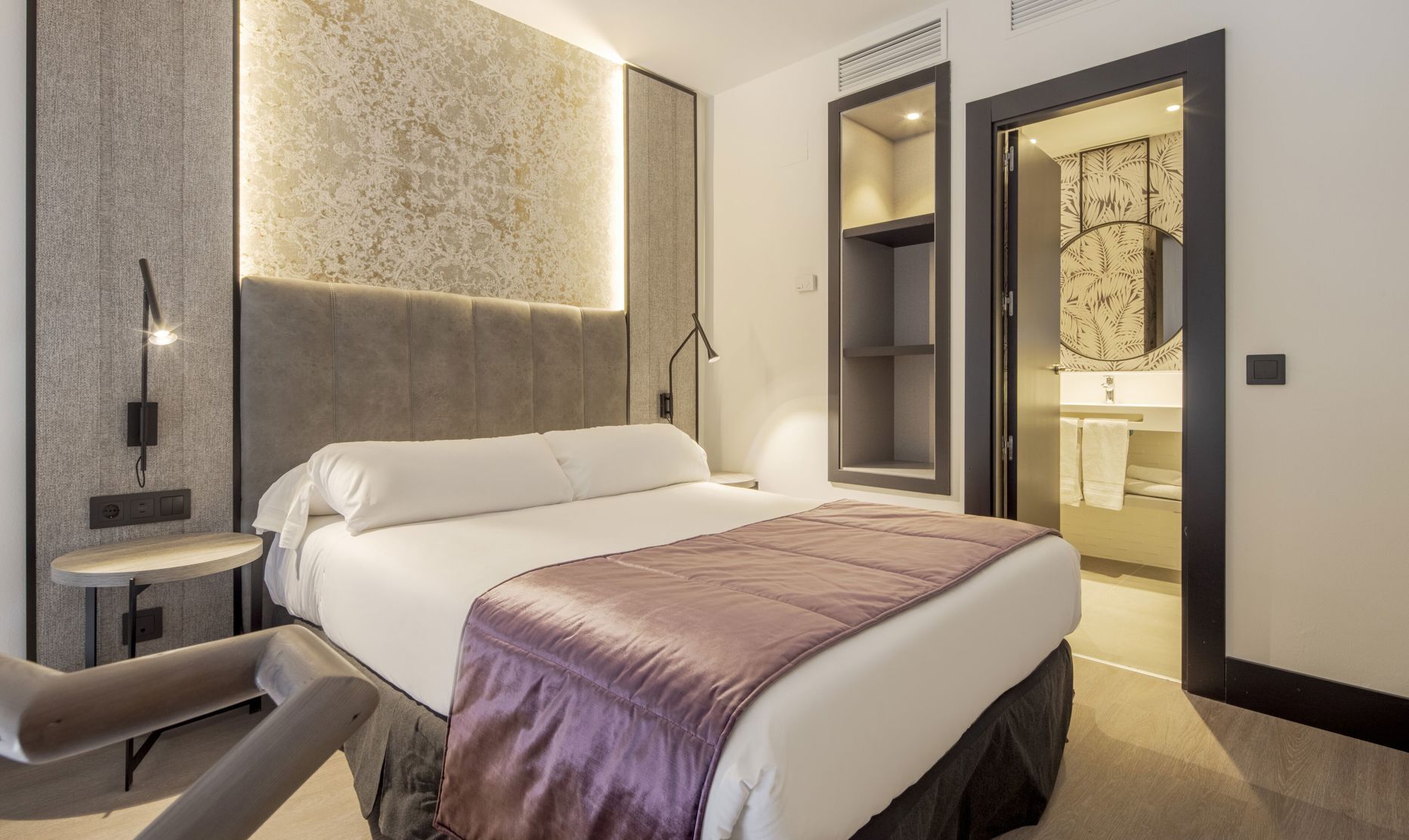 Minibar, in-room safe, desk, laptop workspace