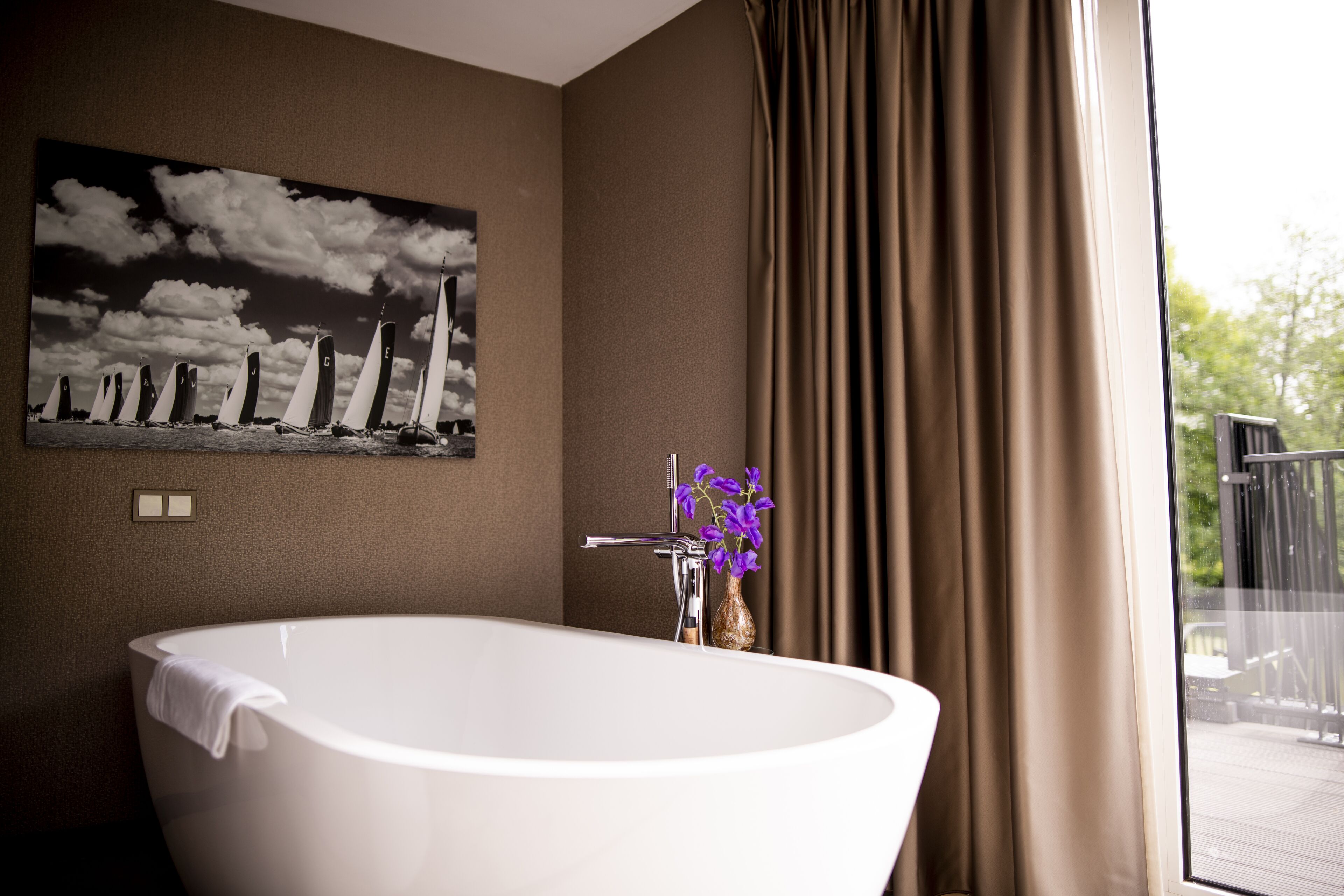 royal suite | bathroom | free toiletries, hair dryer, bathrobes, slippers