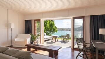 Suite Grand (Plage) | Seprai premium, isi minibar gratis, brankas, dan Wi-Fi gratis