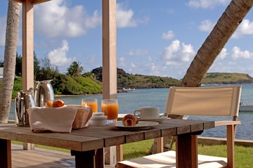 Beachfront dining