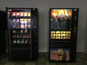Snack bar