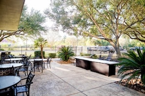 BBQ/picnic area